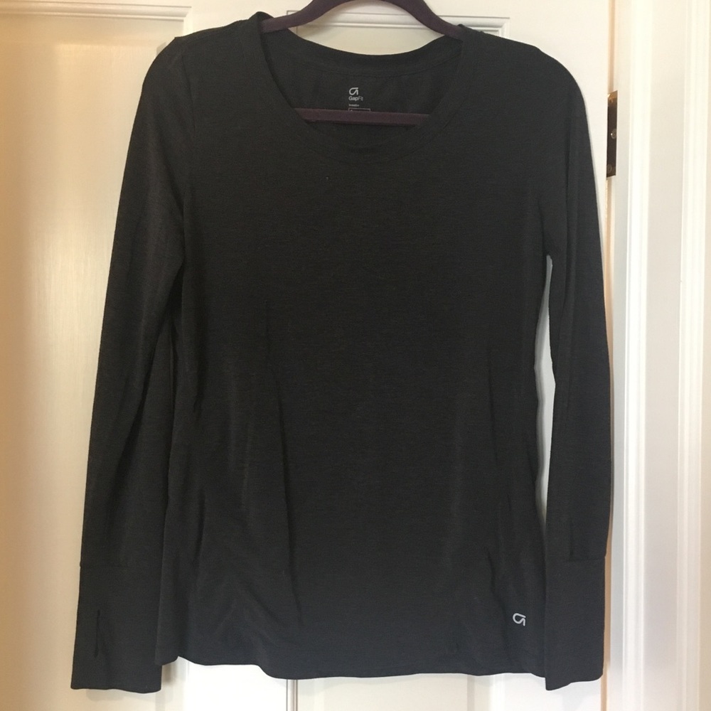 GapFit Breathe Long Sleeve Tee